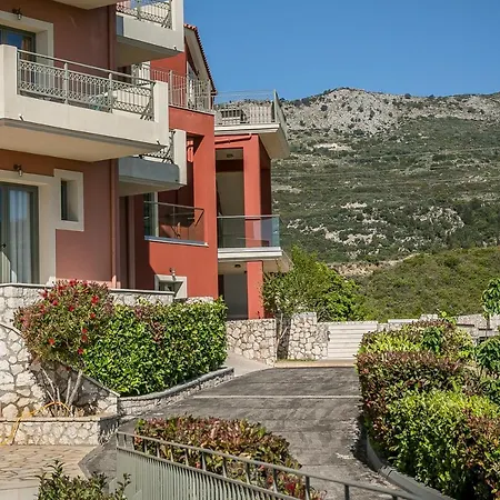 Crystal Palace - Luce Hotel *